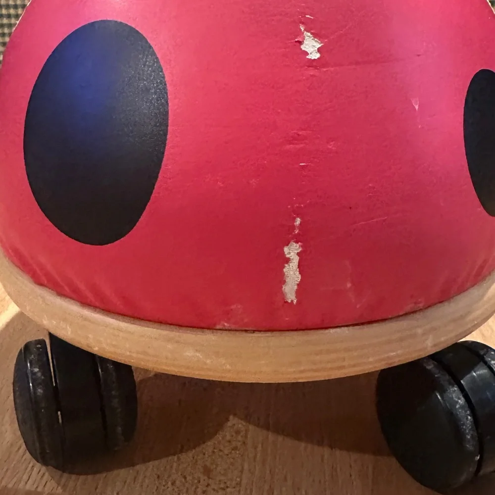 Ladybug Ride-On Toy - Picture 6 of 6